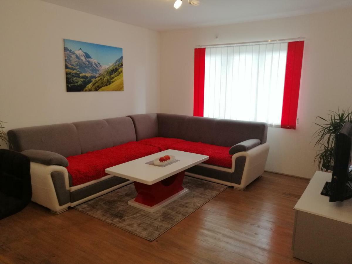 Cosy Apartment Road A6 Fužine Exterior foto